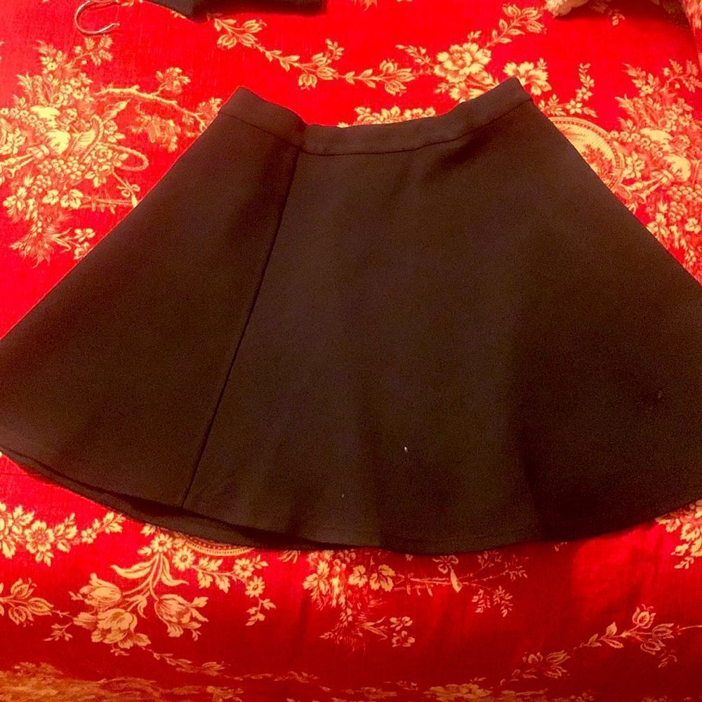 Devlin Skirt Size L